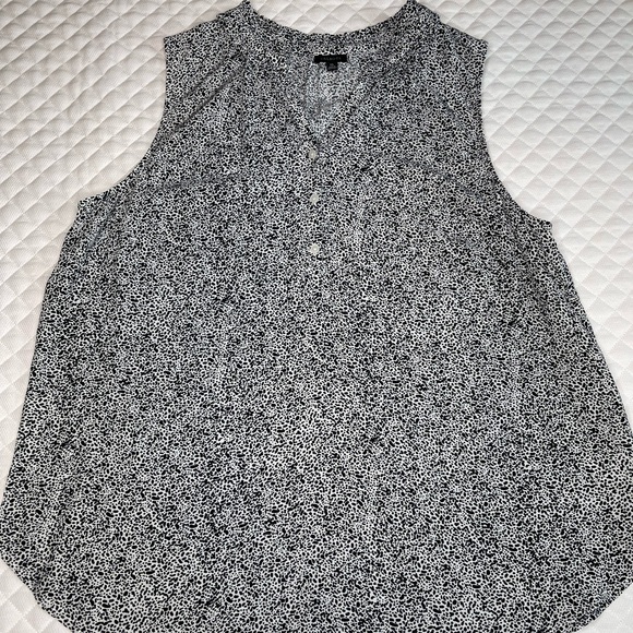 Talbots Ruffled Split Neck Shell in mini Animal Print - Picture 2 of 10